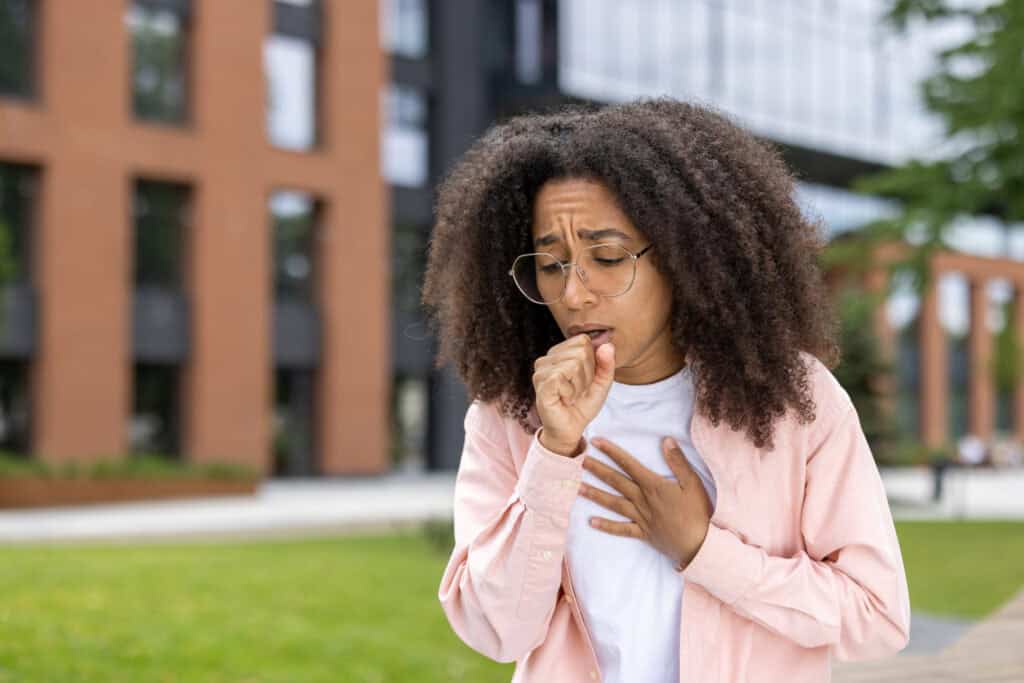 How to Manage Coughs That Won’t Go Away Without Sitting in an ER